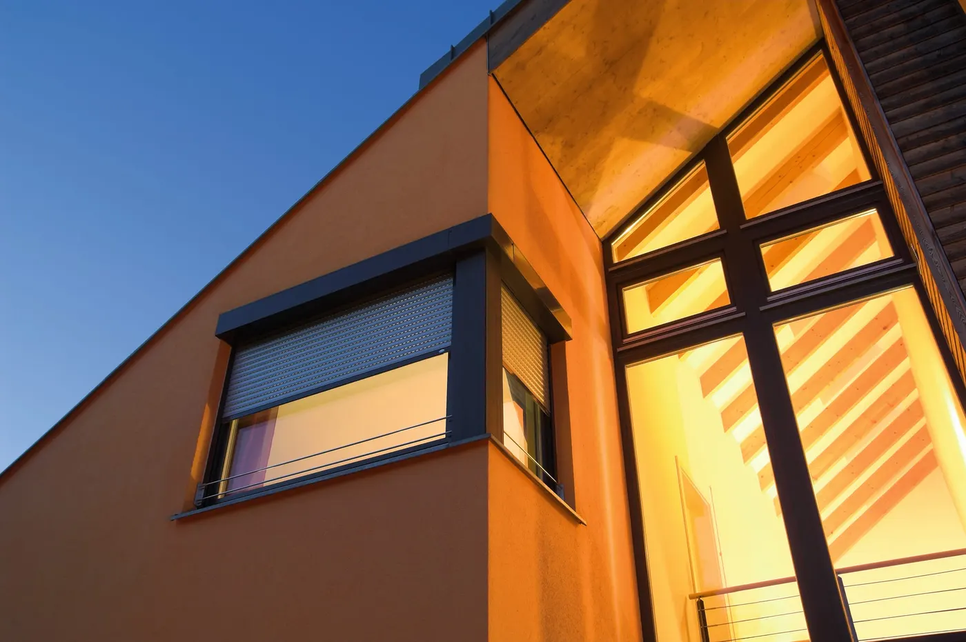 Fassade im warmen Abendlicht